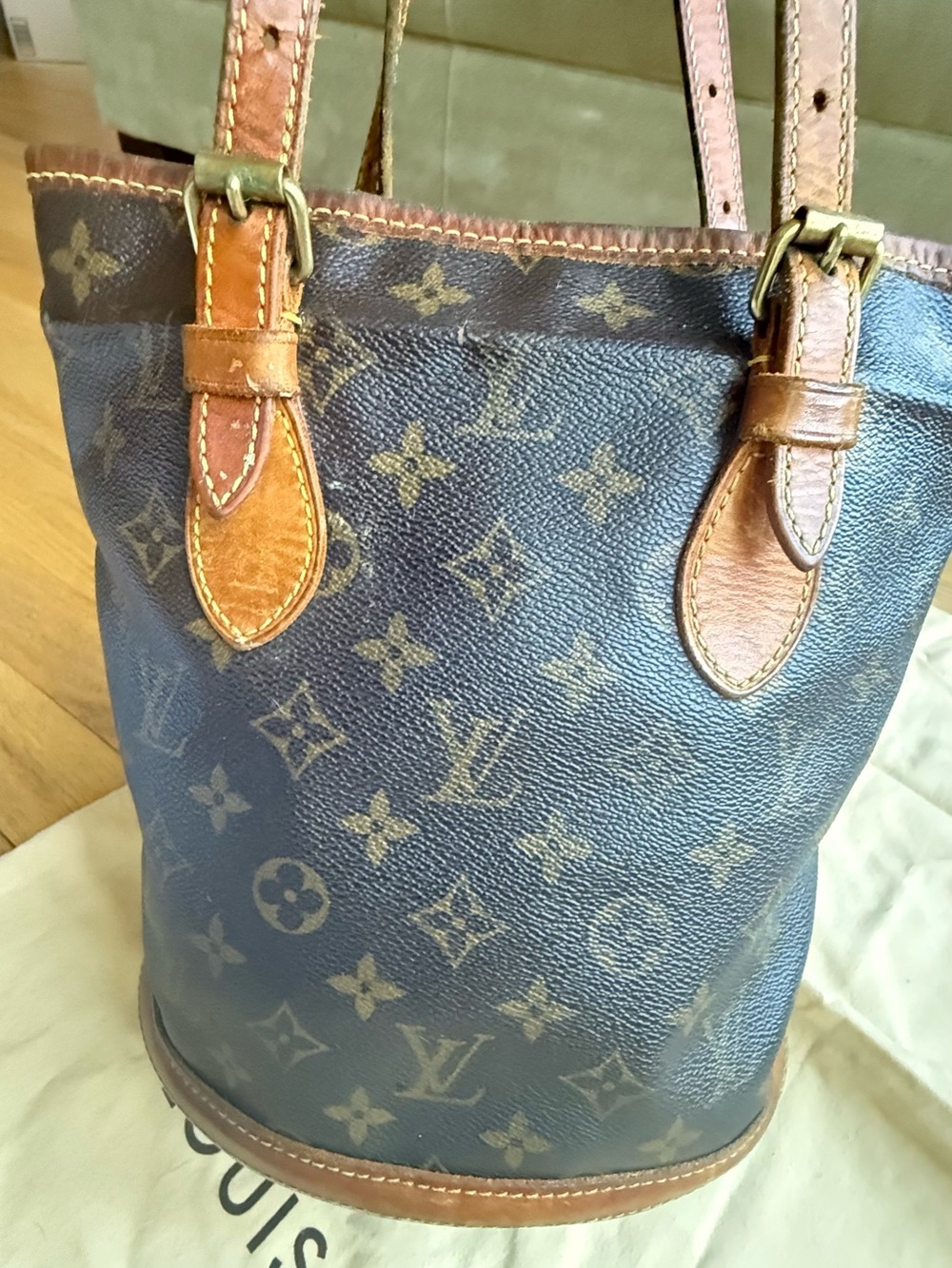 Louis Vuitton Petit Bucket Monogram Shoulder Bag M42238 / Vintage / Authentic - Picture 8 of 16